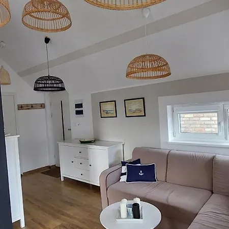 Nadmorski Klif Apartment Mechelinki